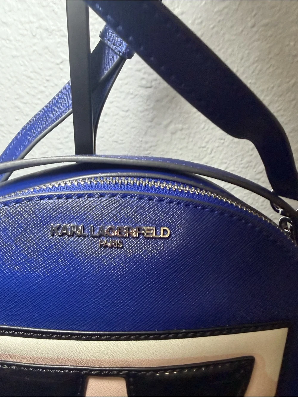 Unique Karl Lagerfeld Paris K/Ikonik Maybelle Dome Crossbody Blue Peekaboo Bag
